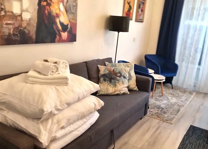 شقة Apartment, Good Location *