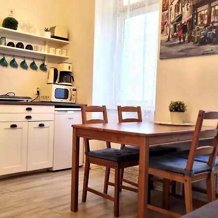 Apartment, Good Location